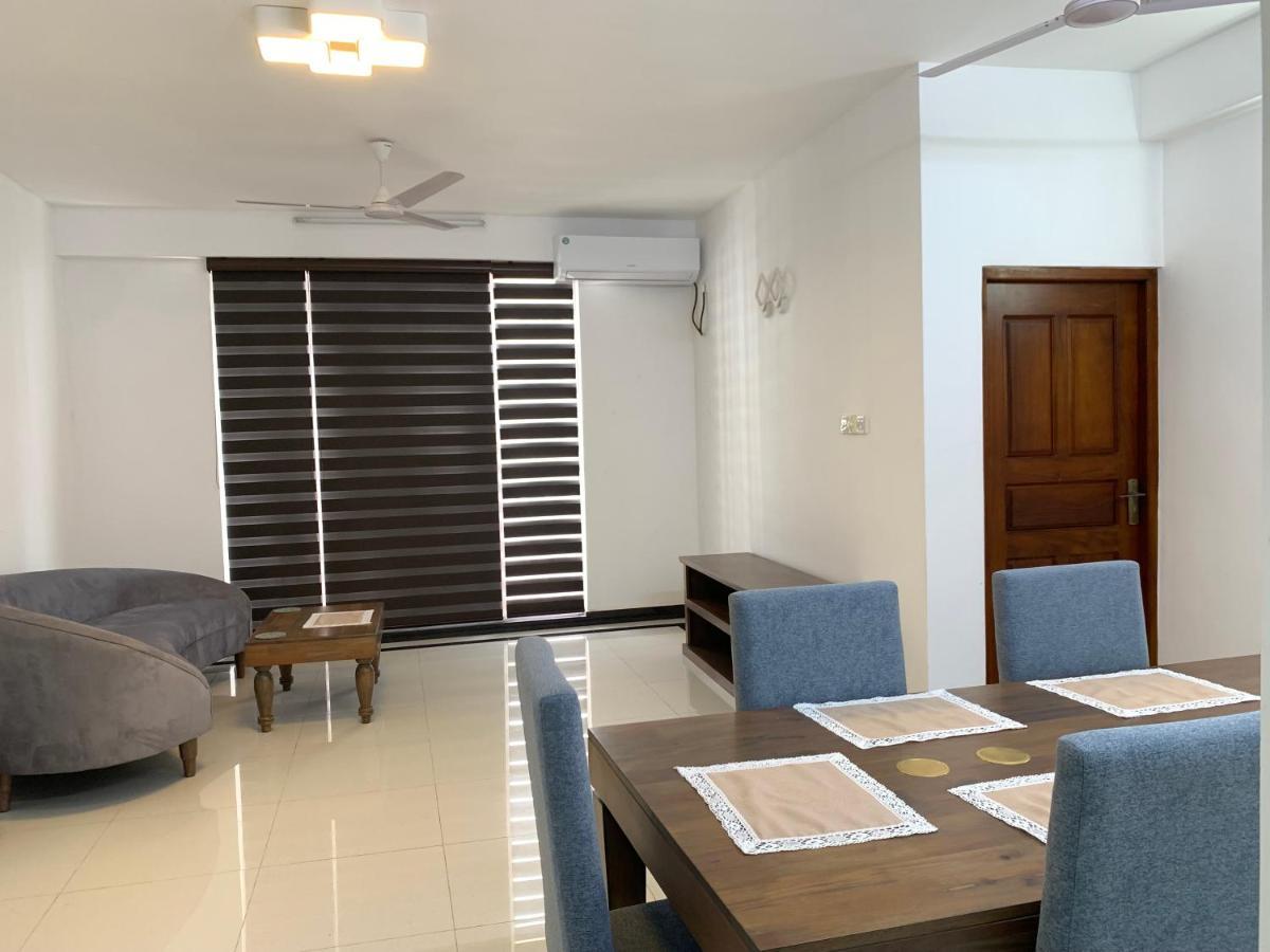 Bella Vista Luxury Service Dehiwala - Excello Residencies Unit 5 Level 7 41a, Vandewart Place, Dehiwala Appartement *