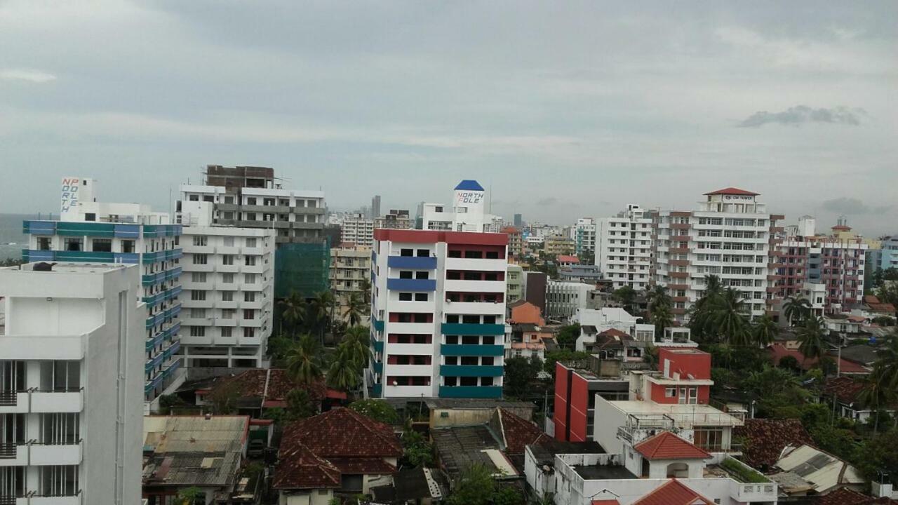 Bella Vista Luxury Service Dehiwala - Excello Residencies Unit 5 Level 7 41a, Vandewart Place, Dehiwala Colombo