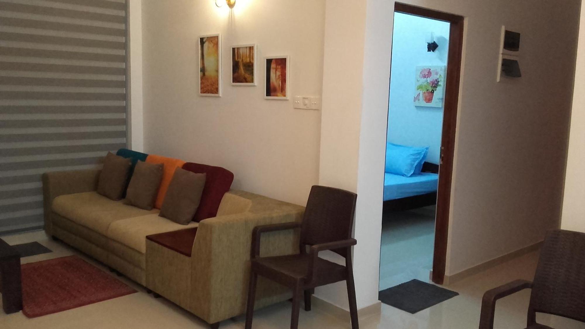 Bella Vista Luxury Service Dehiwala - Excello Residencies Unit 5 Level 7 41a, Vandewart Place, Dehiwala